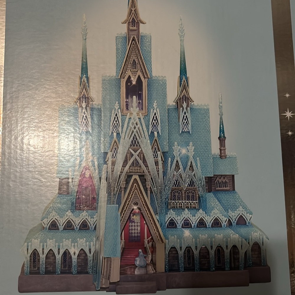 Disney Castle Collection - Picture 3 of 4